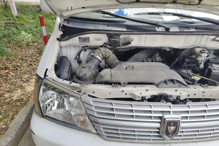 Used Jinbei Express 2020 2.0L China VI Standard Practical 6-Seater G6P-6 1TZS Engine Bay Right