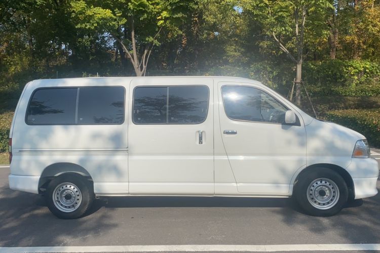 Used Jinbei Express 2020 2.0L Upgraded Version China VI Standard 6-Seater 1TZS Exterior 2