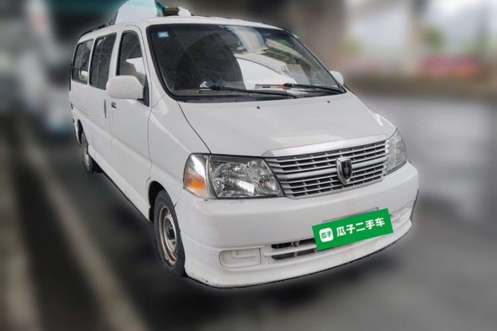 Used Jinbei Express 2020 2.0L Upgraded Version China VI Standard 6-Seater 1TZS Front Right 45 Deg