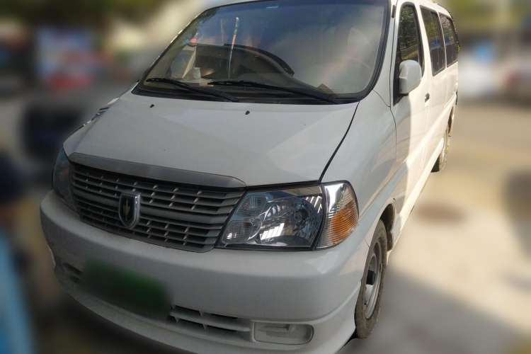Used Jinbei Express 2020 2.0L Upgraded Version China VI Standard 6-Seater 1TZS Front