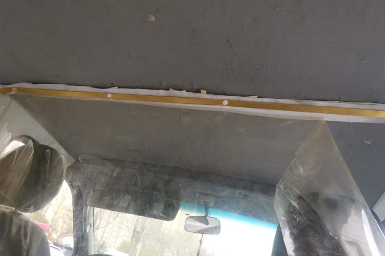 Used Jinbei Express 2020 2.0L China VI Standard Practical 6-Seater G6P-5 1TZS Headliner