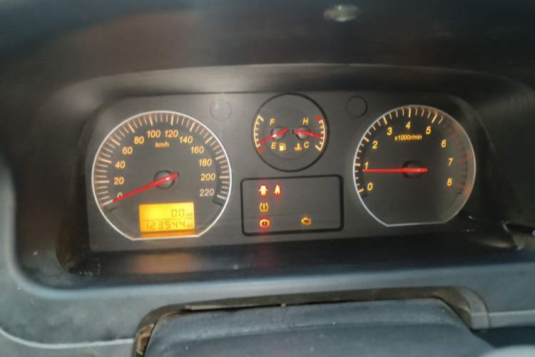 Used Jinbei Express 2020 2.0L Upgraded Version China VI Standard 6-Seater 1TZS Instrument Cluster