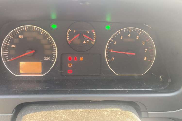 Used Jinbei Express 2020 2.0L Upgraded Version China VI Standard 6-Seater 1TZS Instrument Cluster