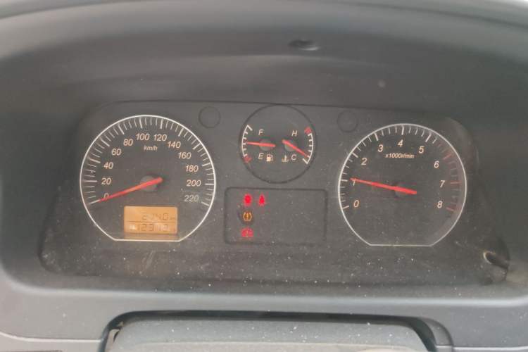 Used Jinbei Express 2020 2.0L Upgraded Version China VI Standard 6-Seater 1TZS Instrument Cluster