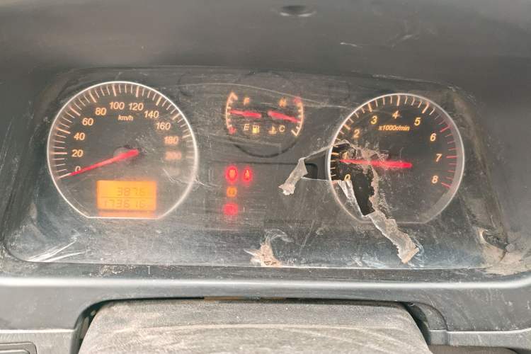 Used Jinbei Express 2020 2.0L Upgraded Version China VI Standard 6-Seater 1TZS Instrument Cluster