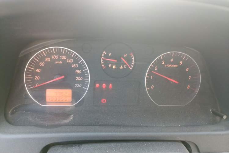 Used Jinbei Express 2020 2.0L China VI Standard Practical 6-Seater G6P-5 1TZS Instrument Cluster