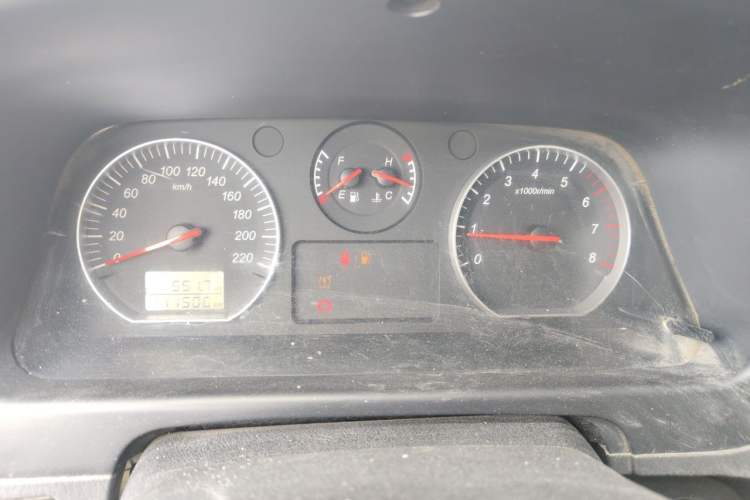 Used Jinbei Express 2020 2.0L China VI Standard Practical 6-Seater G6P-6 1TZS Instrument Cluster