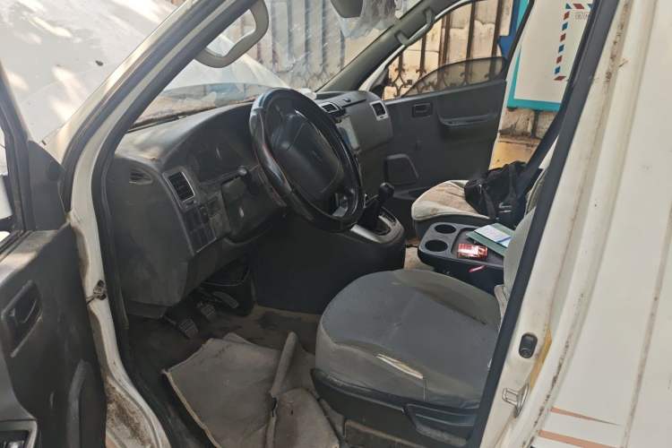 Used Jinbei Express 2020 2.0L China VI Standard Practical 6-Seater G6P-5 1TZS Left Front Seat