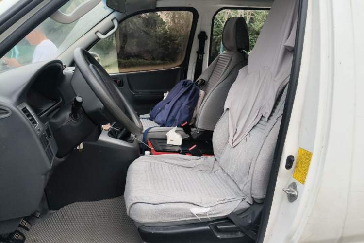 Used Jinbei Express 2020 2.0L Upgraded Version China VI Standard 6-Seater 1TZS Left Front Seat