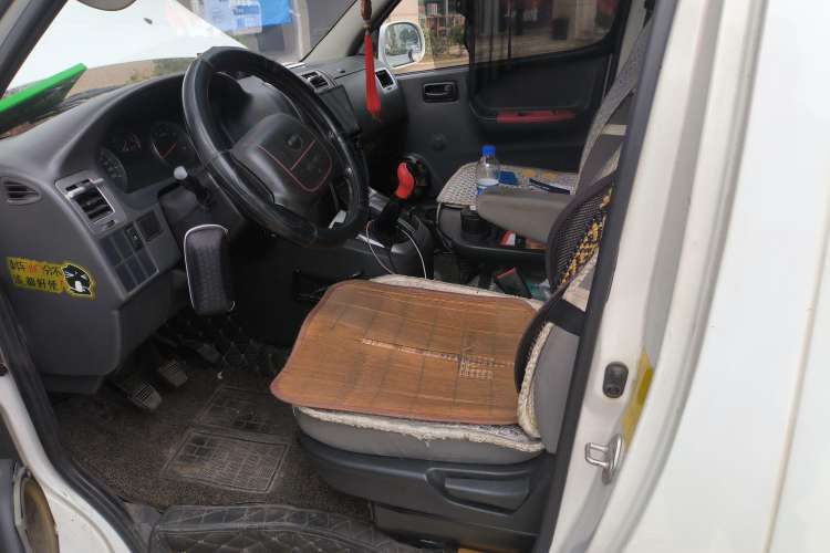 Used Jinbei Express 2020 2.0L Upgraded Version China VI Standard 6-Seater 1TZS Left Front Seat