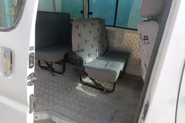 Used Jinbei Express 2020 2.0L China VI Standard Practical 6-Seater G6P-5 1TZS Left Rear Seat