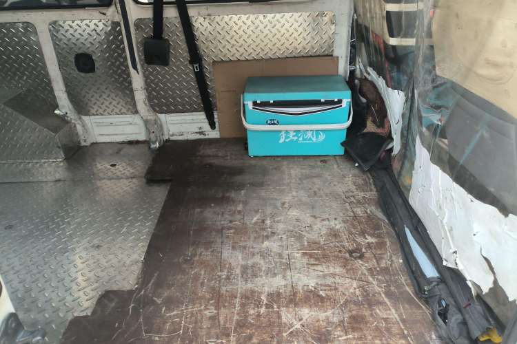 Used Jinbei Express 2020 2.0L Upgraded Version China VI Standard 6-Seater 1TZS Left Rear Seat