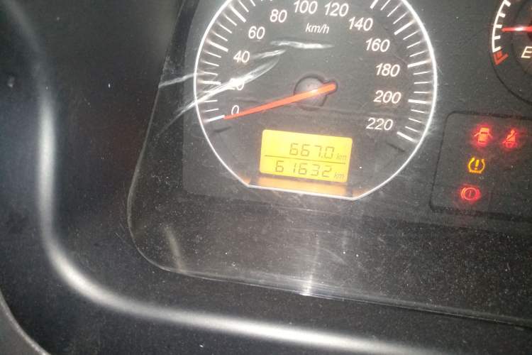 Used Jinbei Express 2020 2.0L Upgraded Version China VI Standard 6-Seater 1TZS Odometer Close Up