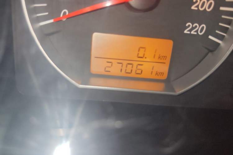 Used Jinbei Express 2020 2.0L Upgraded Version China VI Standard 6-Seater 1TZS Odometer Close Up