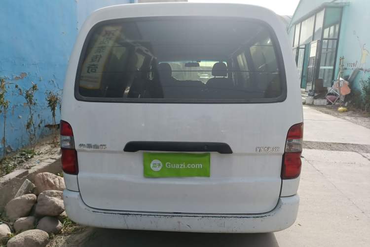 Used Jinbei Express 2020 2.0L China VI Standard Practical 6-Seater G6P-5 1TZS Rear