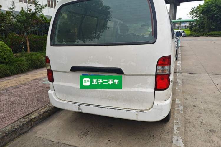 Used Jinbei Express 2020 2.0L China VI Standard Economy 6-Seater G6P-5 1TZS Rear