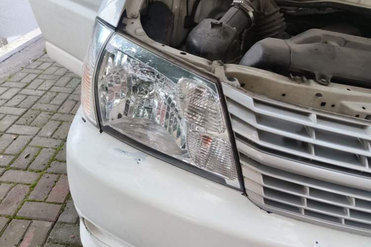 Used Jinbei Express 2020 2.0L Upgraded Version China VI Standard 6-Seater 1TZS Right Front Headlight