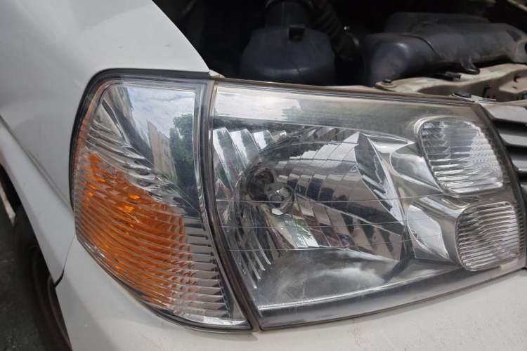 Used Jinbei Express 2020 2.0L Upgraded Version China VI Standard 6-Seater 1TZS Right Front Headlight