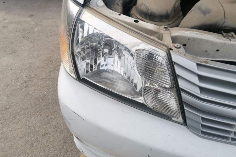 Used Jinbei Express 2020 2.0L China VI Standard Practical 6-Seater G6P-5 1TZS Right Front Headlight