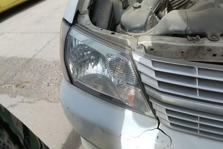 Used Jinbei Express 2020 2.0L China VI Standard Practical 6-Seater G6P-5 1TZS Right Front Headlight