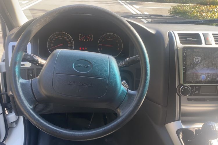 Used Jinbei Express 2020 2.0L Upgraded Version China VI Standard 6-Seater 1TZS Steering Wheel
