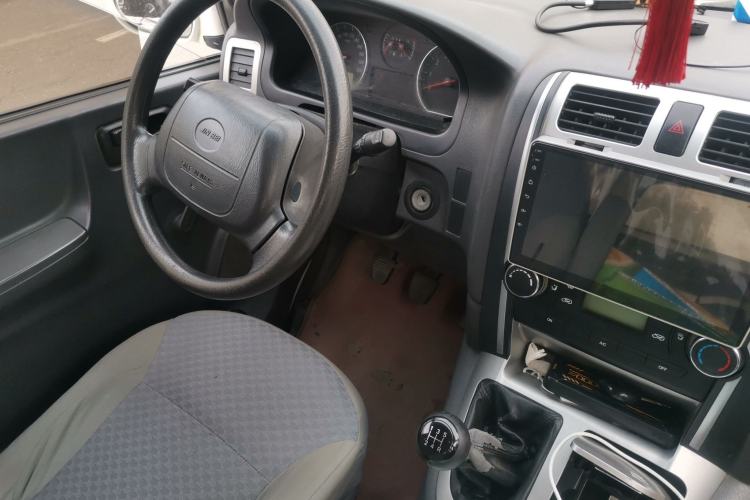 Used Jinbei Express 2020 2.0L China VI Standard Practical 6-Seater G6P-5 1TZS Steering Wheel