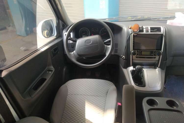 Used Jinbei Express 2020 2.0L Upgraded Version China VI Standard 6-Seater 1TZS Steering Wheel