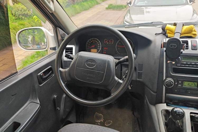 Used Jinbei Express 2020 2.0L China VI Standard Economy 6-Seater G6P-5 1TZS Steering Wheel