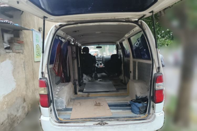 Used Jinbei Express 2020 2.0L Upgraded Version China VI Standard 6-Seater 1TZS Trunk