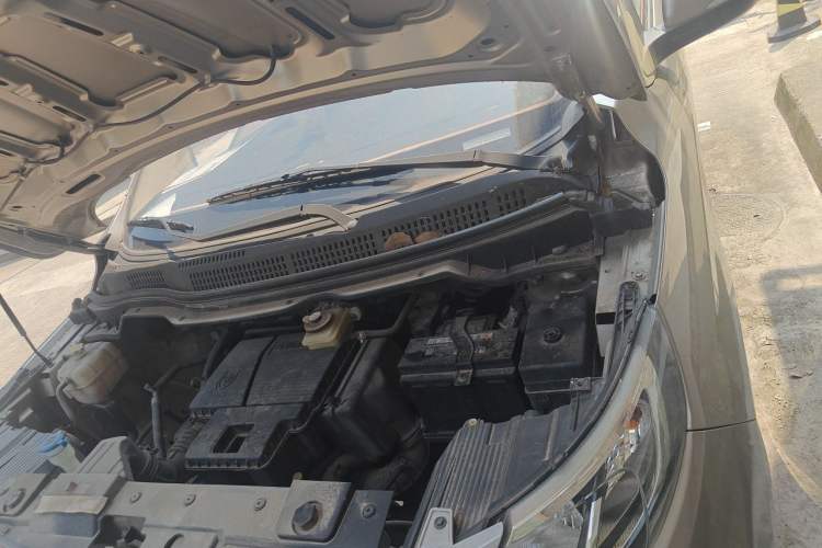 Used Jinbei F50 2017 1.6L Manual Economy Model Engine Bay Left