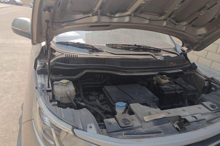 Used Jinbei F50 2017 1.6L Manual Economy Model Engine Bay Right
