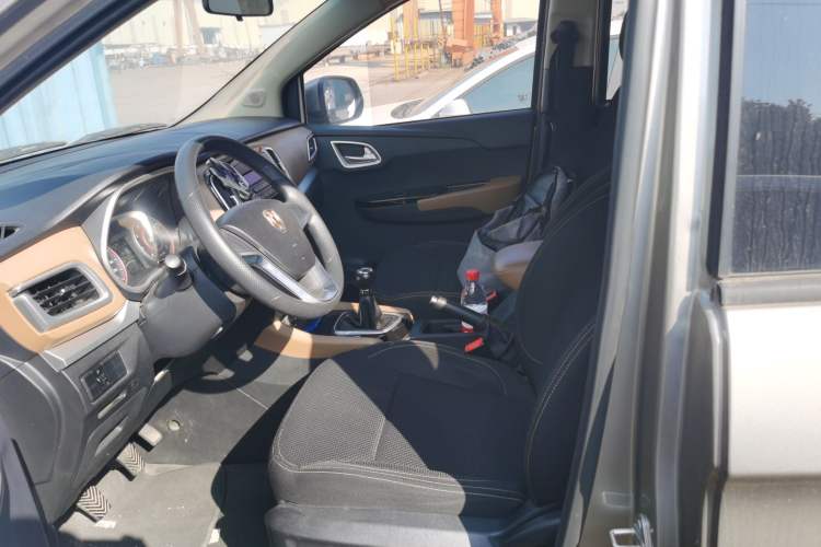 Used Jinbei F50 2017 1.6L Manual Economy Model Left Front Seat