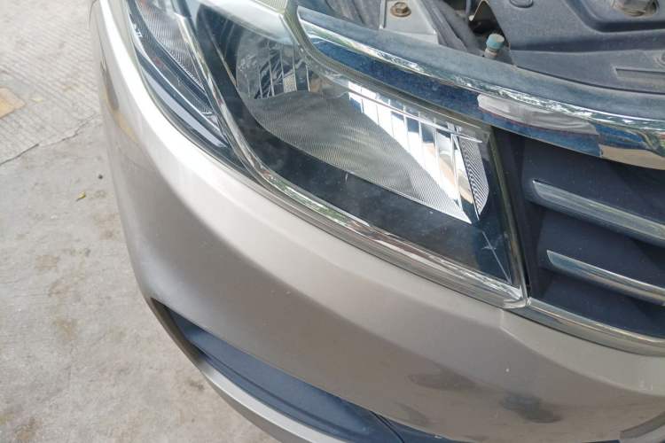 Used Jinbei F50 2017 1.6L Manual Comfort Model Right Front Headlight