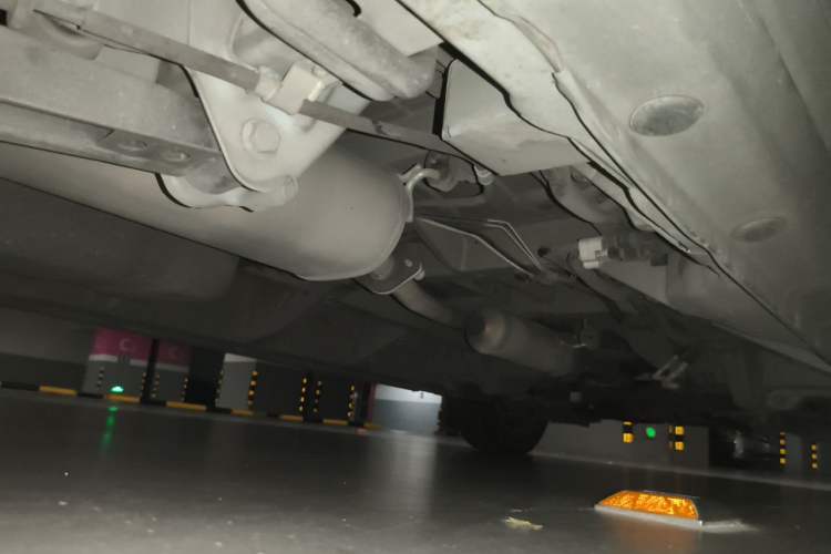 Used Jinbei F50 2017 1.6L Manual Elite Model Chassis Rear Right