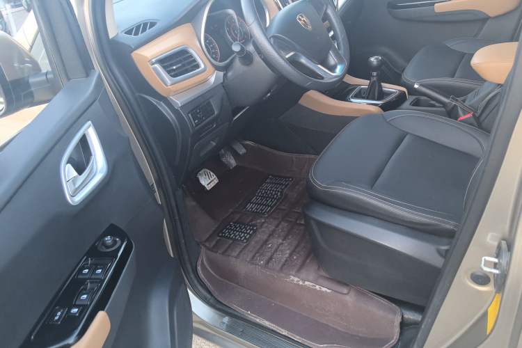 Used Jinbei F50 2017 1.6L Manual Comfort Model Driver Seat