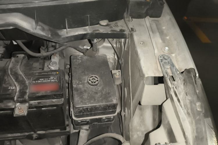 Used Jinbei F50 2017 1.6L Manual Elite Model Engine Bay Left