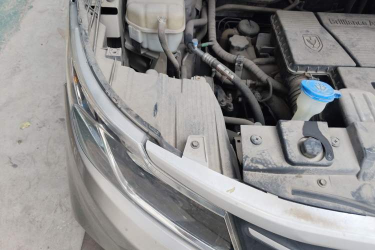 Used Jinbei F50 2017 1.6L Manual Economy Model Engine Bay Right