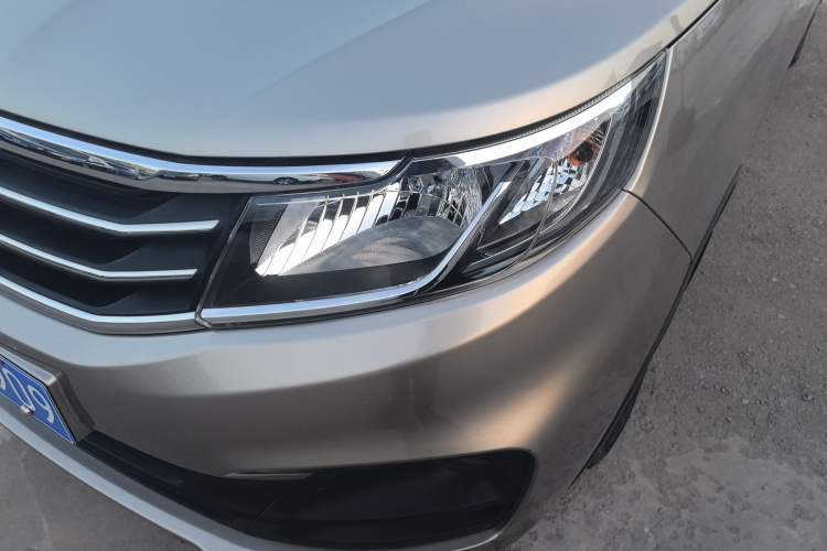 Used Jinbei F50 2017 1.6L Manual Comfort Model Left Front Headlight