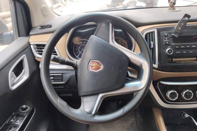 Used Jinbei F50 2017 1.6L Manual Economy Model Steering Wheel