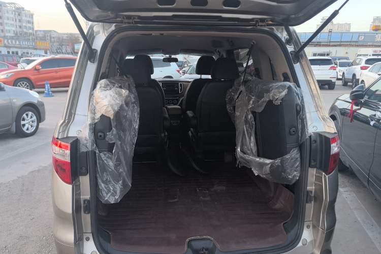 Used Jinbei F50 2017 1.6L Manual Comfort Model Trunk