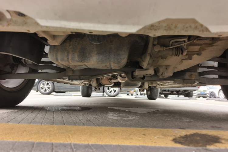 Used Jinbei F50 2017 1.6L Manual Elite Model Chassis Front