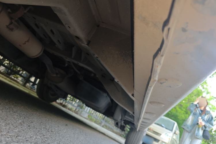 Used Jinbei F50 2017 1.6L Manual Elite Model Chassis Front Left