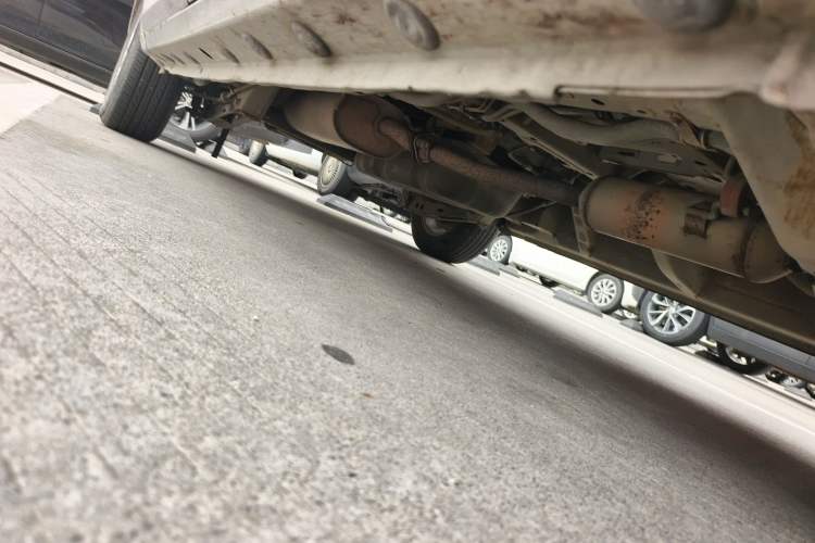 Used Jinbei F50 2017 1.6L Manual Elite Model Chassis Front Right