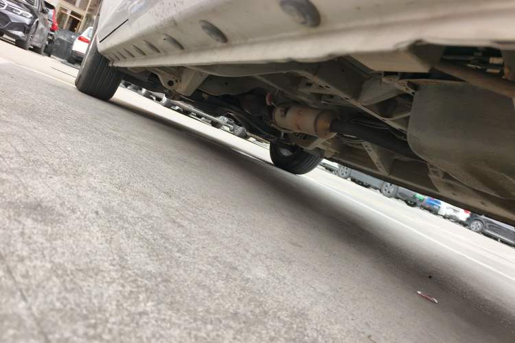 Used Jinbei F50 2017 1.6L Manual Elite Model Chassis Rear Left