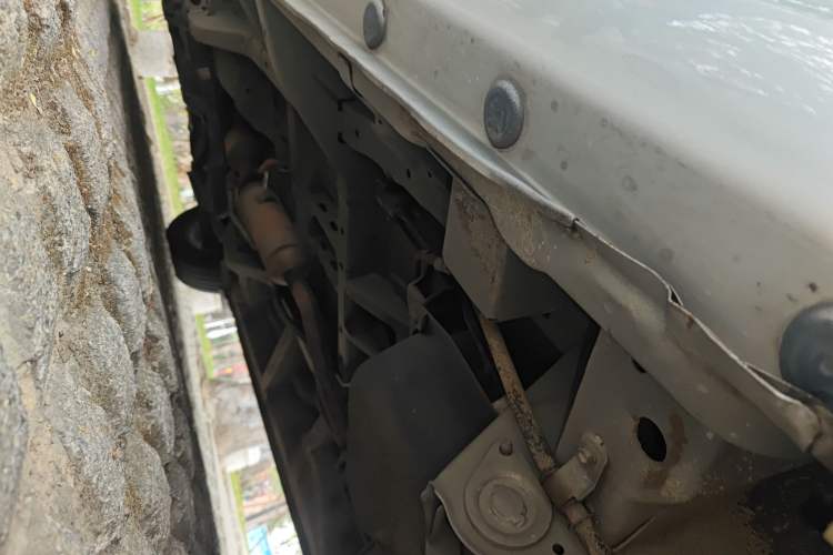 Used Jinbei F50 2017 1.6L Manual Comfort Model Chassis Rear Left