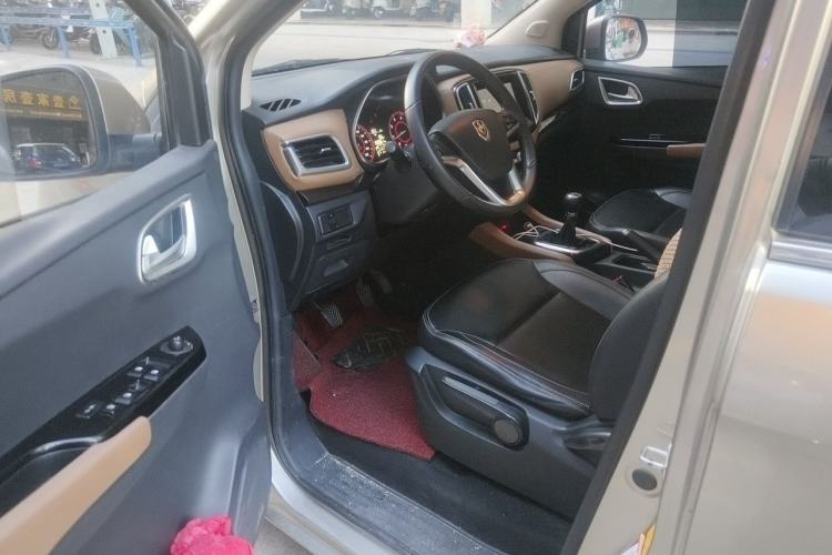 Used Jinbei F50 2017 1.6L Manual Luxury Model Driver Seat