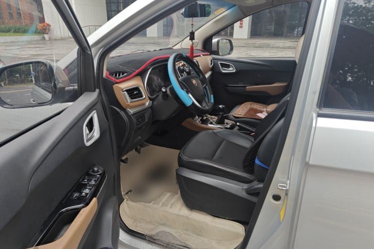Used Jinbei F50 2017 1.6L Manual Comfort Model Driver Seat