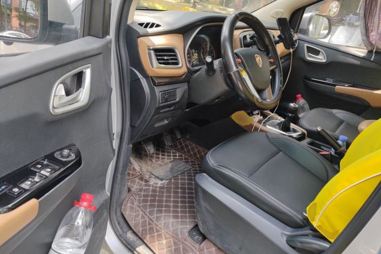 Used Jinbei F50 2017 1.6L Manual Elite Model Driver Seat