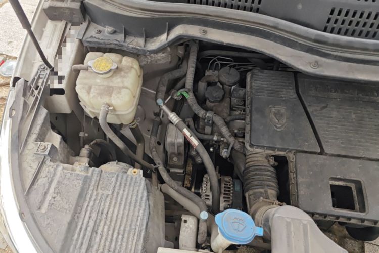 Used Jinbei F50 2017 1.6L Manual Comfort Model Engine Bay Right