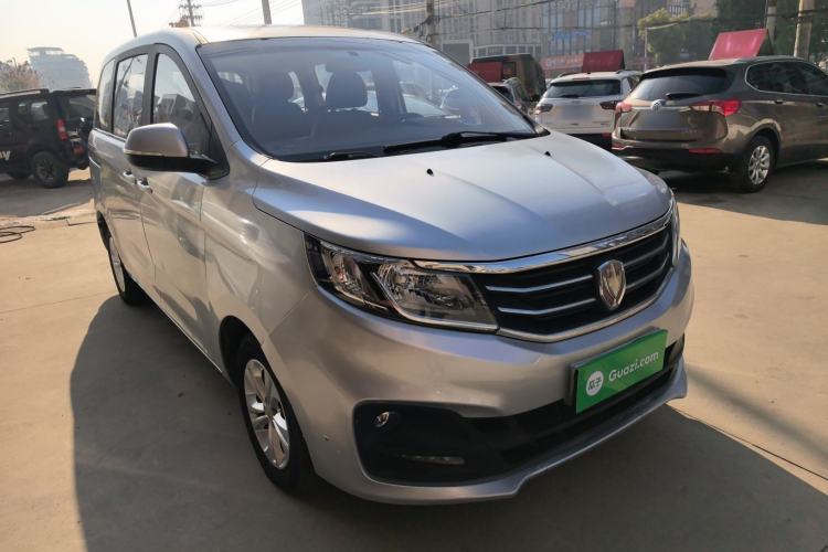 Used Jinbei F50 2017 1.6L Manual Luxury Model Front Right 45 Deg